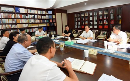 省政協(xié)習(xí)近平新時代中國特色社會主義思想學(xué)習(xí)座談小組召開第三季度學(xué)習(xí)座談會 廉毅敏參加
